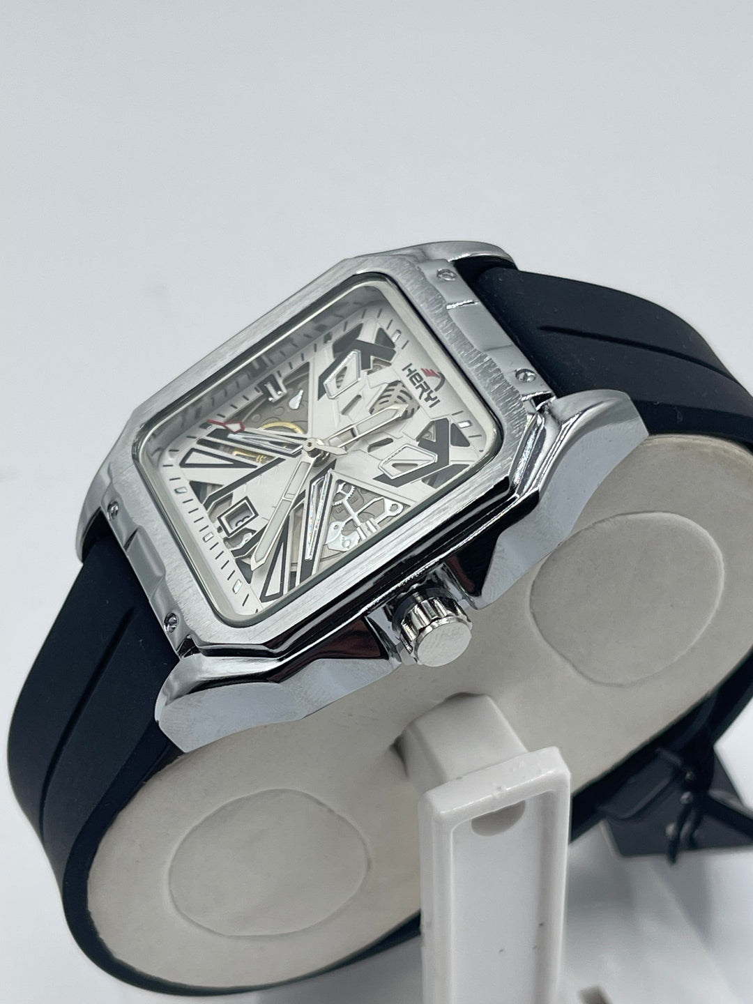 HERYI Watch For Men's Water resistant & Steel Back