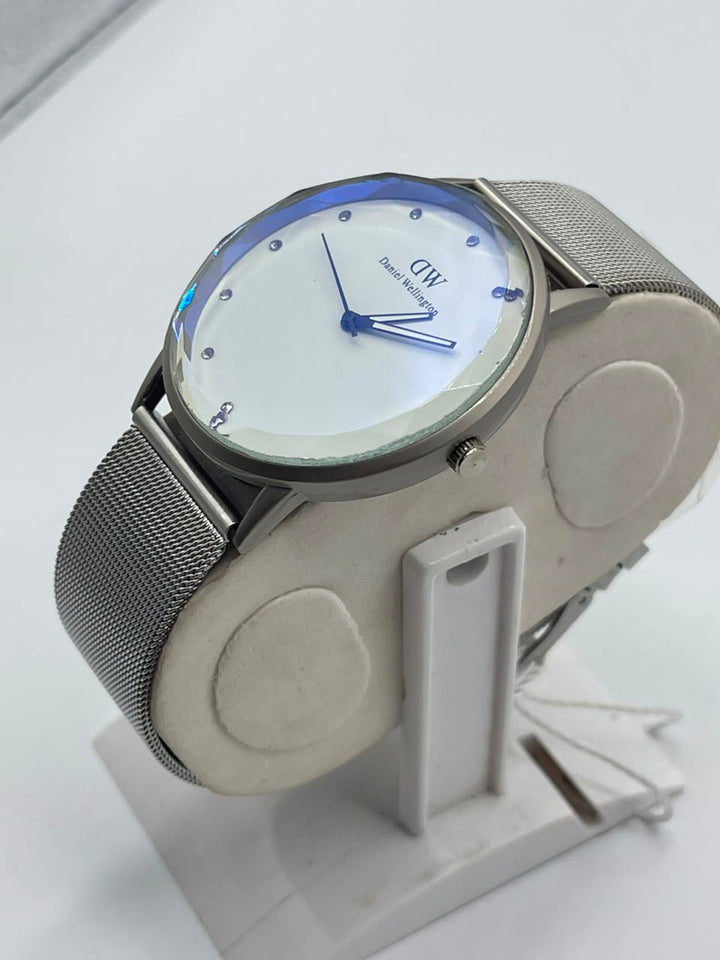 Watch For Men's Water resistant & Steel Back