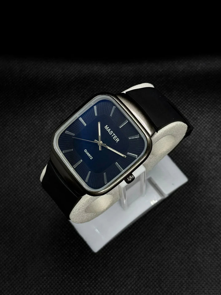 Master Quartz Watch For Men's  Water resistant & Steel Back