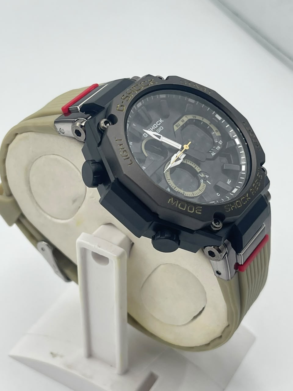 Watch For Men's Water resistant & Steel Back