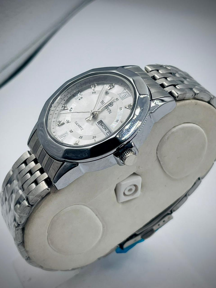 Watch For Men's Water resistant & Steel Back