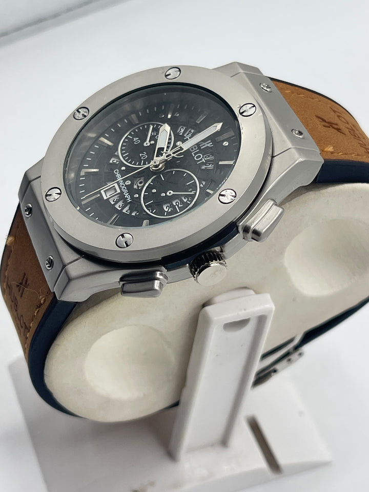 Watch For Men's Water resistant & Steel Back