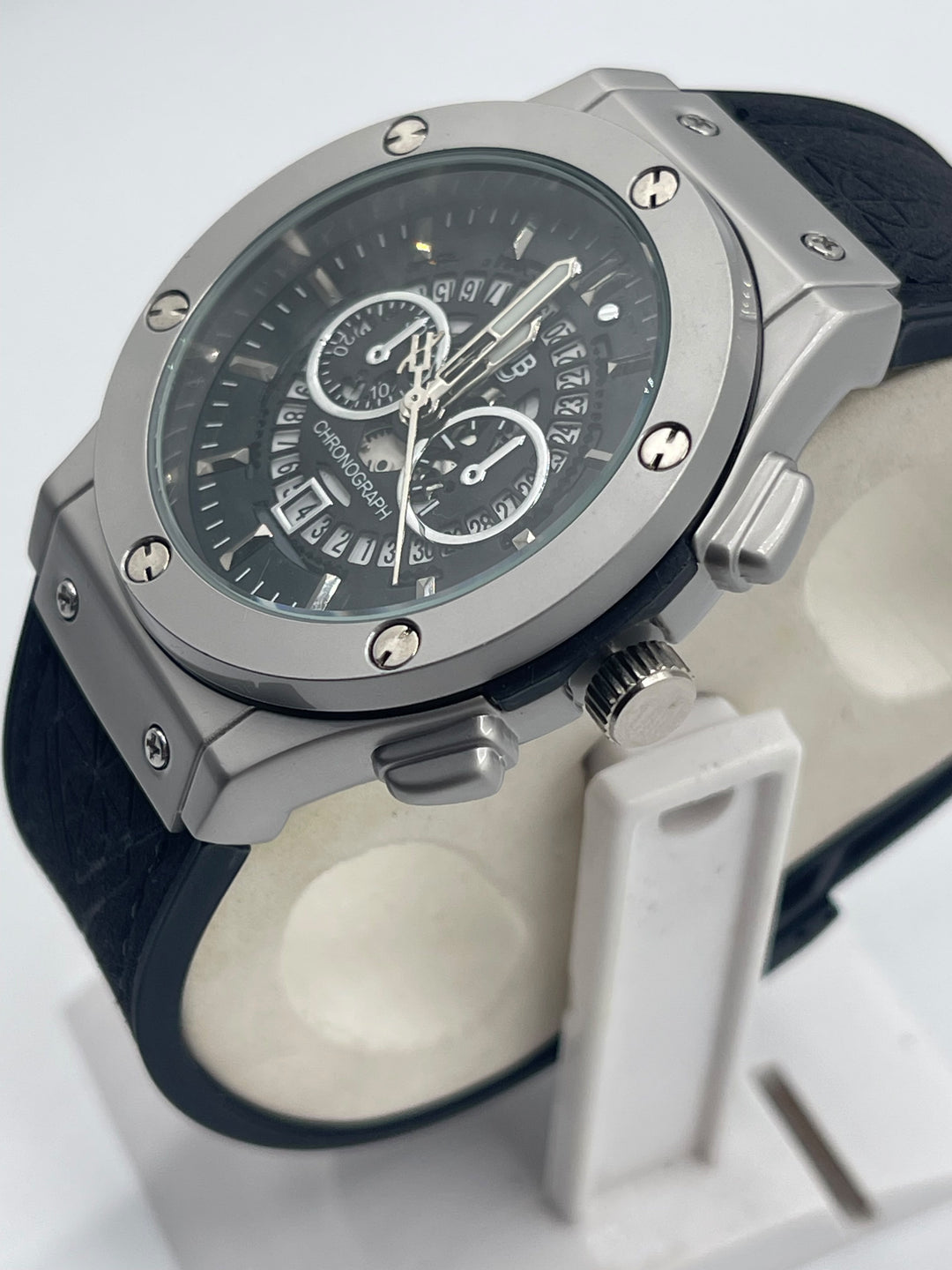 Watch For Men's Water resistant & Steel Back