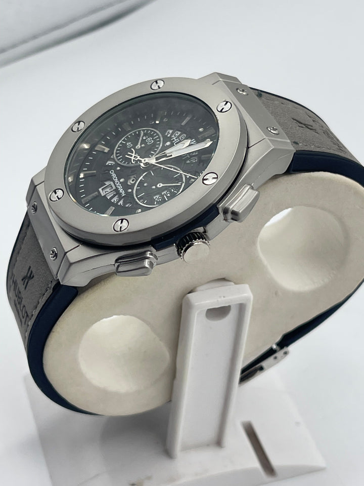 Watch For Men's Water resistant & Steel Back