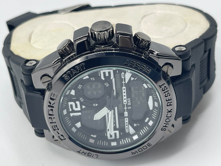watch  steel dial and steel back water resistant and rubber strap high quality