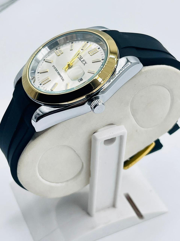 WATCH Men's Water resistant & Steel Back
