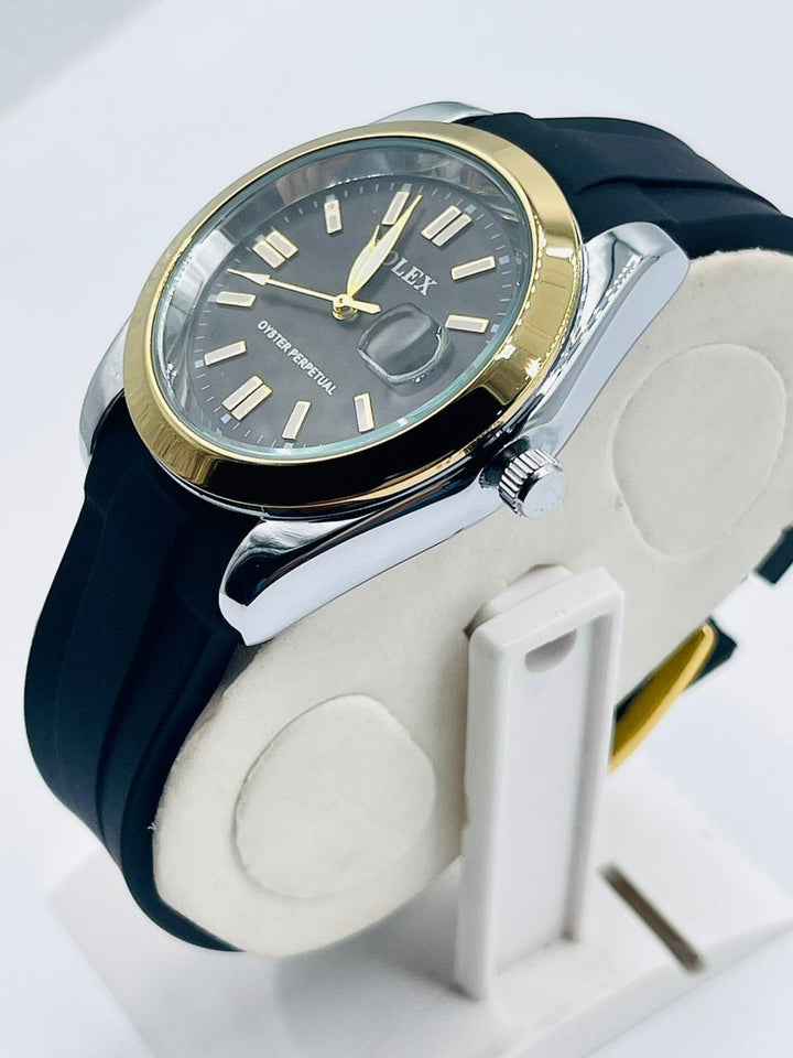 WATCH Men's Water resistant & Steel Back