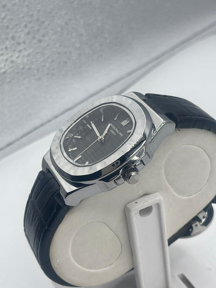 PATEK PHILIPE Watch For Men's Steel Back And Water Resistant