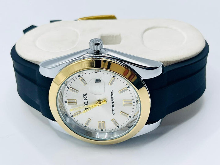 WATCH Men's Water resistant & Steel Back